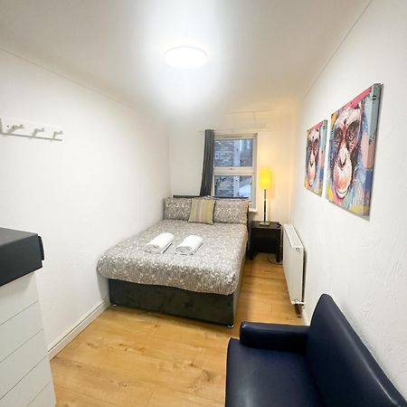 Flat 4, Stay In Aldgate Londra Esterno foto